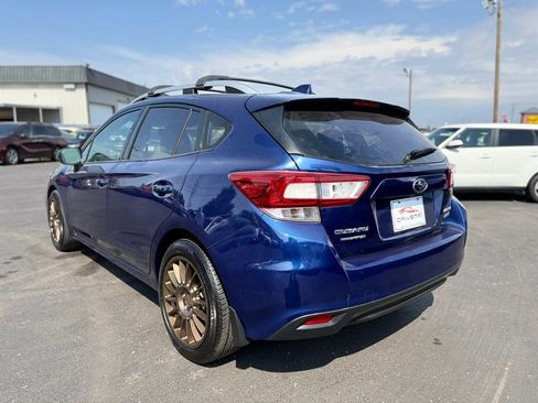 Used 2017 Subaru Impreza 2.0i Premium AWD/4WD image 5