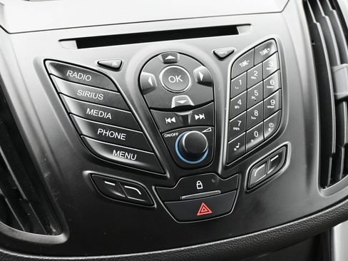 Used 2015 Ford Escape SE image 15