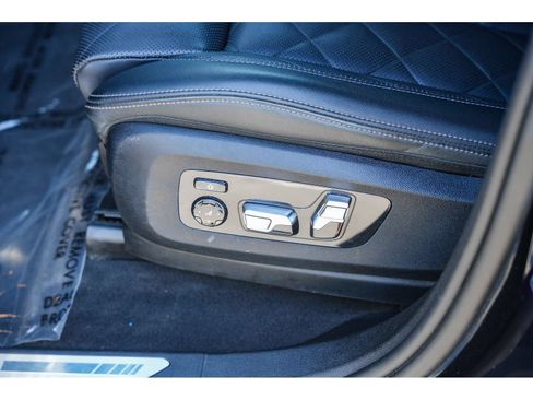 Used 2025 BMW X6 xDrive40i AWD/4WD image 21