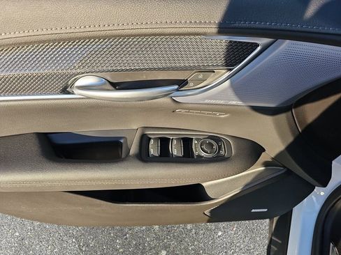 Used 2025 Cadillac XT5 Sportv w/ Technology Package image 30