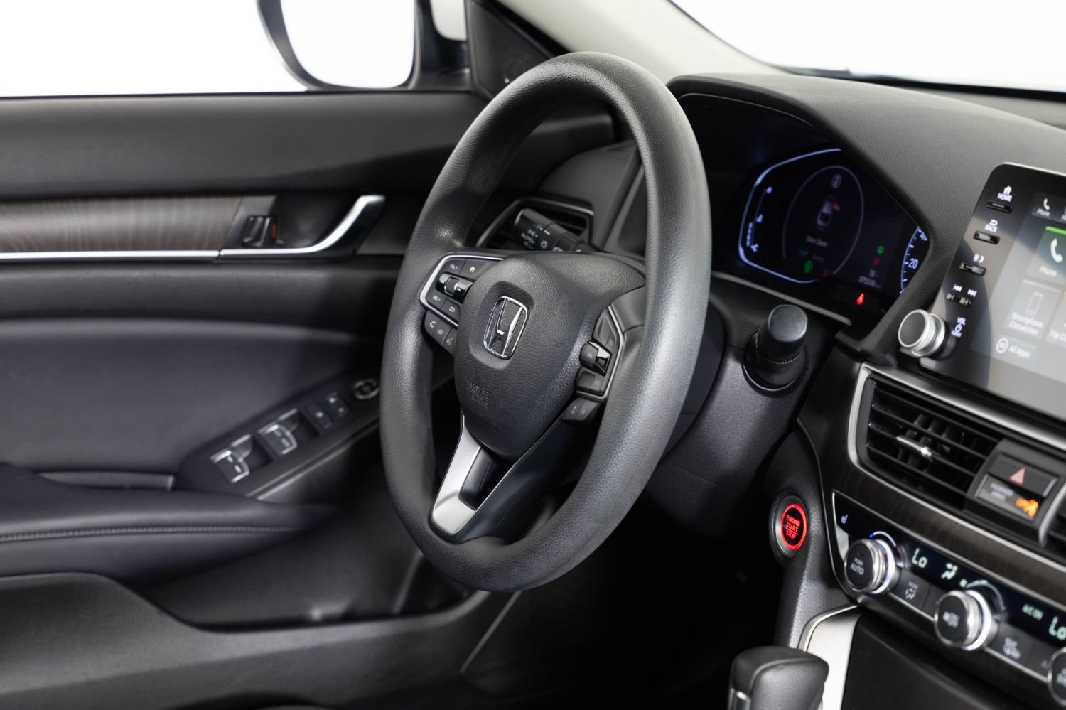 Used 2018 Honda Accord EX image 24