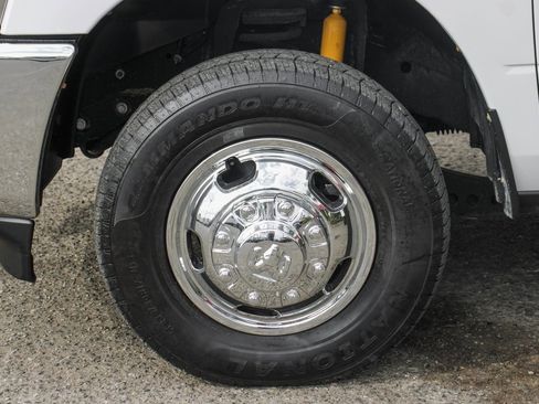 Used 2021 RAM 3500 Tradesman w/ Chrome Appearance Group image 39