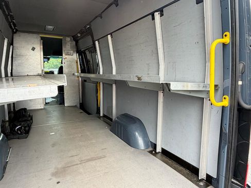 Used 2021 Mercedes-Benz Sprinter 2500 image 17