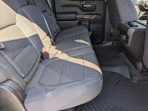 Used 2021 Chevrolet Silverado 1500 LT Trail Boss w/ Convenience Package II AWD/4WD image 18
