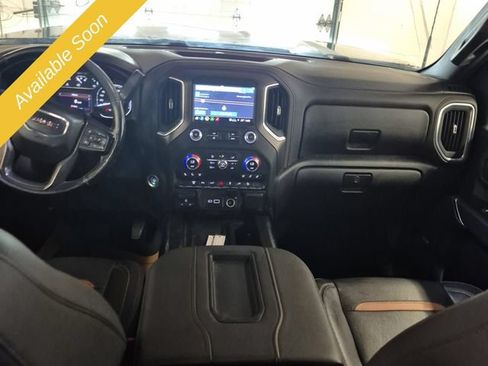 Used 2022 GMC Sierra 2500 AT4 w/ AT4 Preferred Package AWD/4WD image 6