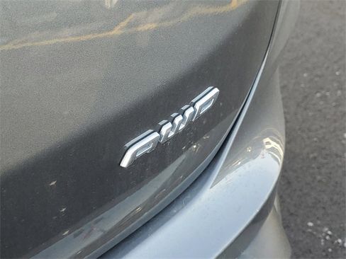 Certified 2024 Ford Edge SEL w/ Convenience Package image 6