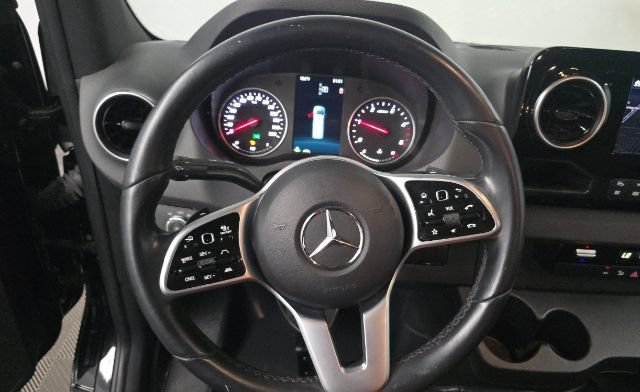 Used 2023 Mercedes-Benz Sprinter 3500 w/ Parking Package image 7