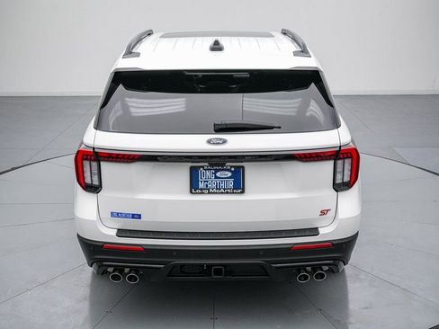 Certified 2025 Ford Explorer ST image 5