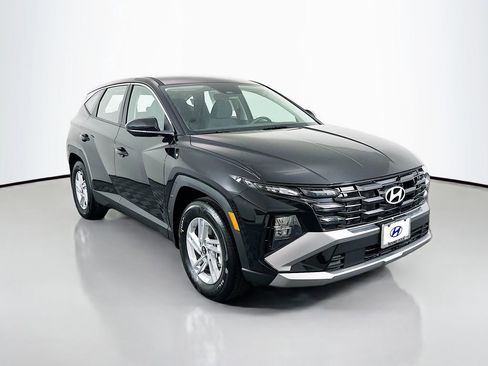 New 2026 Hyundai Tucson SE image 3