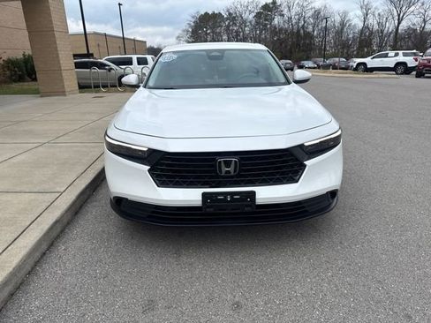 Used 2023 Honda Accord LX image 7