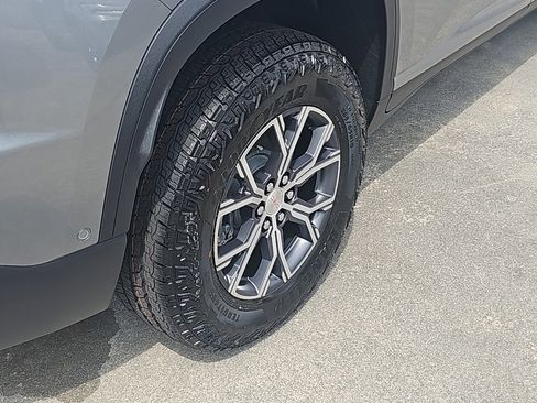 New 2026 GMC Acadia AT4 w/ Super Cruise Package image 9