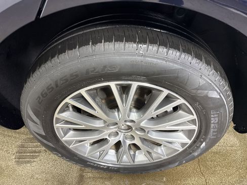 Used 2024 Genesis GV80 2.5T image 5