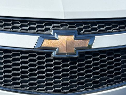 Used 2012 Chevrolet Cruze LS w/ Connectivity Package FWD image 8