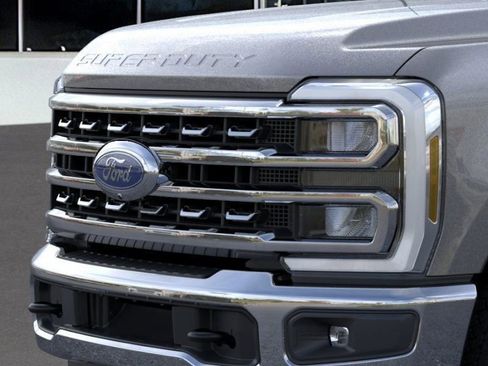 New 2026 Ford F250 Lariat w/ FX4 Off-Road Package AWD/4WD image 28