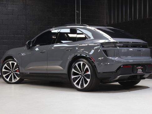Used 2025 Porsche Macan Turbo Electric AWD/4WD image 14