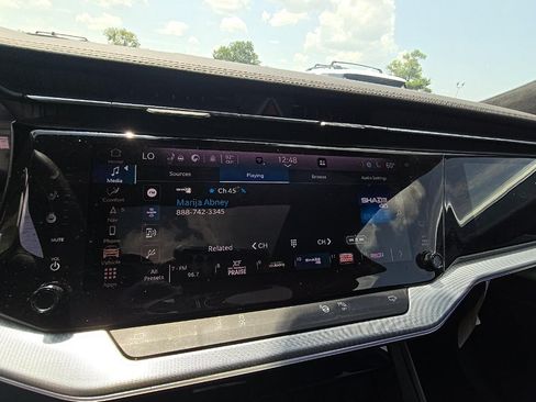 Used 2024 Jeep Wagoneer Launch Edition AWD/4WD image 7