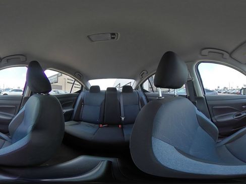 Used 2025 Nissan Versa SV FWD image 40