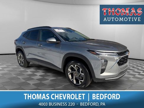 New 2026 Chevrolet Trax LT w/ Driver Confidence Package image 1