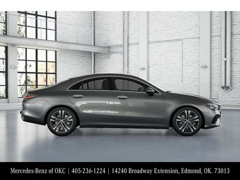 Used 2025 Mercedes-Benz CLA 250 CLA 250 image 2