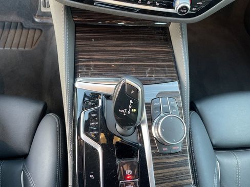 Used 2023 BMW 540i w/ M Sport Package image 21