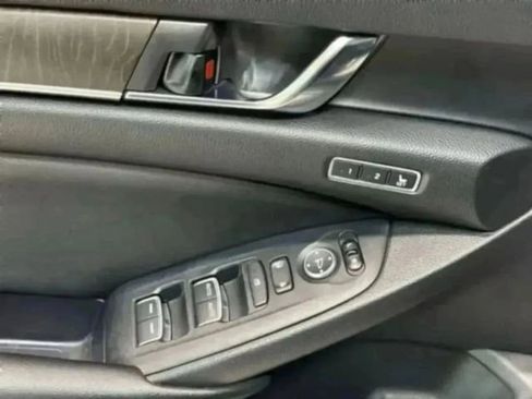Used 2019 Honda Accord EX-L image 43