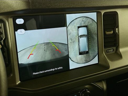 Used 2025 Ford Bronco Badlands AWD/4WD image 15