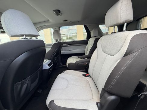 Used 2021 Hyundai Palisade SEL w/ Convenience Package FWD image 17