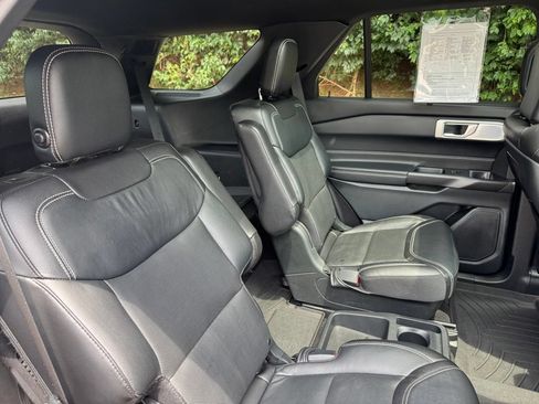 Used 2020 Ford Explorer ST w/ ST Street Pack AWD/4WD image 17