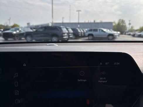 Used 2024 Chevrolet TrailBlazer LT w/ LT Cold Weather Package image 25