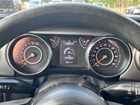 Used 2019 Jeep Wrangler Unlimited Sport AWD/4WD image 21