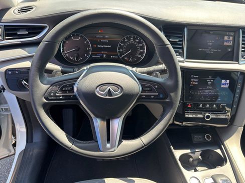 Used 2025 INFINITI QX50 Luxe AWD/4WD image 18