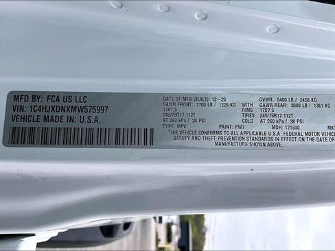 Used 2021 Jeep Wrangler Unlimited Islander image 16