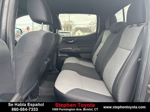 Used 2023 Toyota Tacoma TRD Sport image 10