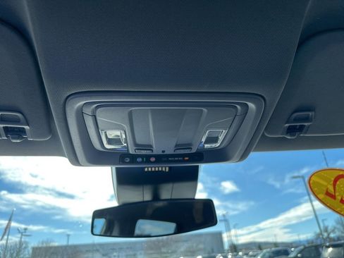 Used 2022 Chevrolet Silverado 1500 Custom image 7