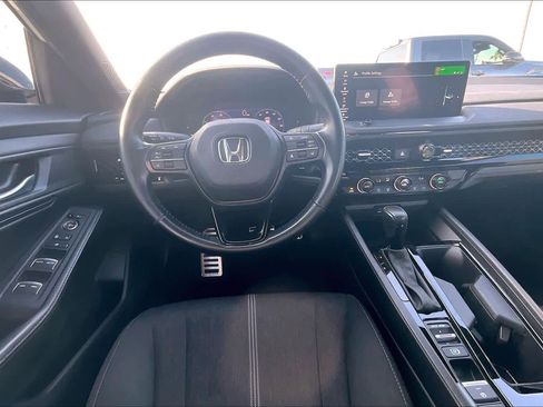 Used 2024 Honda Accord Sport image 5