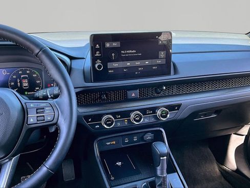 Used 2026 Honda CR-V TrailSport image 10