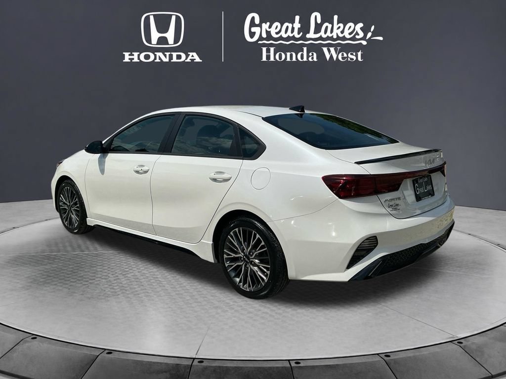 Used 2023 Kia Forte GT-Line w/ GT-Line Premium Package FWD image 3