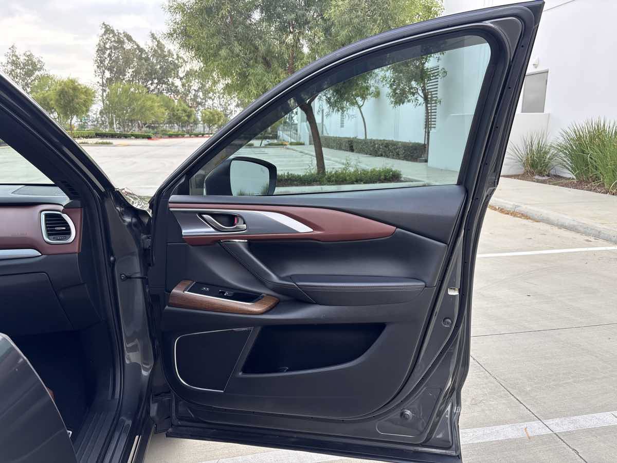Used 2018 MAZDA CX-9 Signature AWD/4WD image 19