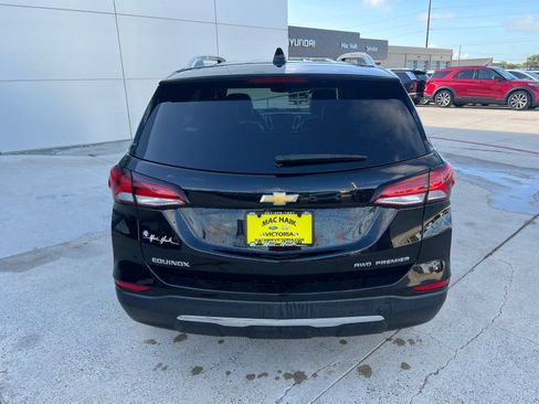 Used 2023 Chevrolet Equinox Premier AWD/4WD image 4
