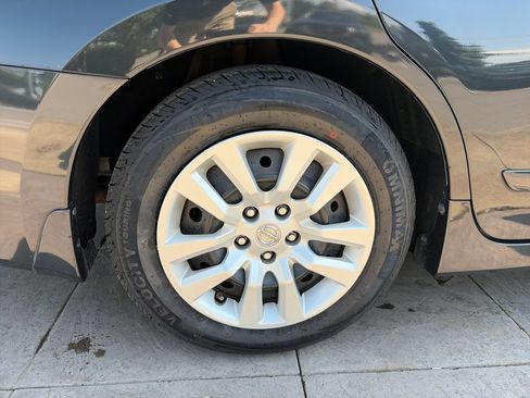 Used 2016 Nissan Altima 2.5 S w/ Power Driver Seat Package FWD image 14