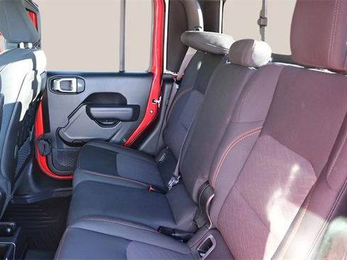 Used 2022 Jeep Gladiator Mojave w/ Trailer Tow Package image 15