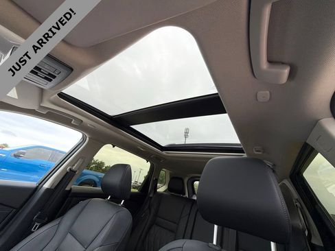 Certified 2025 Nissan Rogue Platinum w/ Platinum Premium Package FWD image 13