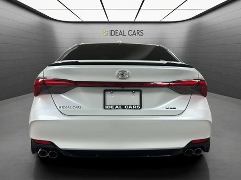 Used 2019 Toyota Avalon XSE w/ Carpet Mat Package FWD image 6