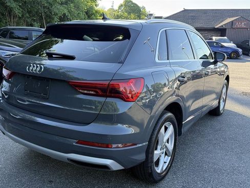 Used 2020 Audi Q3 2.0T Premium w/ Convenience Package AWD/4WD image 17