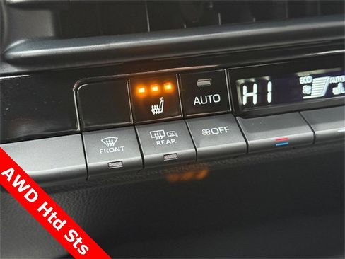 Used 2023 Toyota Crown XLE image 29