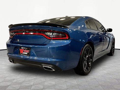 Used 2021 Dodge Charger SXT w/ Blacktop Package RWD image 6