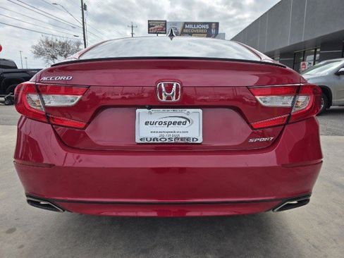 Used 2022 Honda Accord Sport image 6