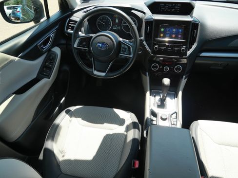 Used 2023 Subaru Forester Premium AWD/4WD image 9