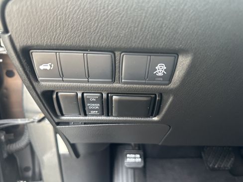 Used 2020 Nissan Armada SV w/ Driver Package RWD image 14