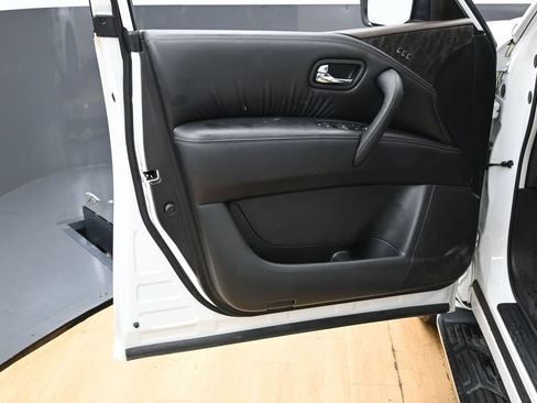 Used 2022 Nissan Armada Platinum AWD/4WD image 46